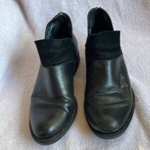 Born Karava Bootie 5.5 Black
